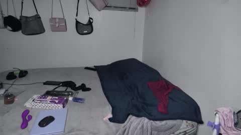 tokichax60 online show from February 7, 2026, 5:33 am