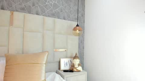 Tokio lee online show from December 19, 2024, 8:13 am