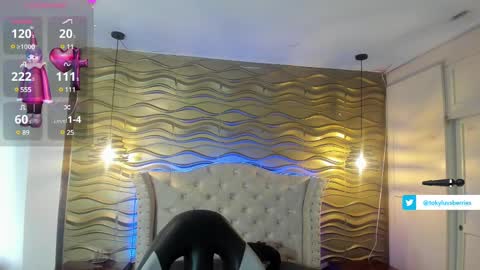 toky         online show from February 16, 2025, 7:49 pm