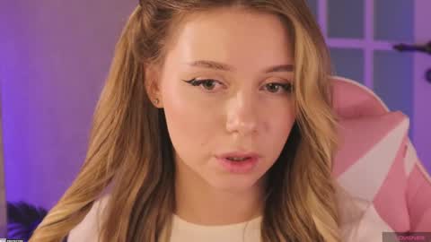 Snapshot of tokyo_n chatting on February 3, 2025, 11:09 am tokyo_n online show from February 3, 2025, 11:09 am