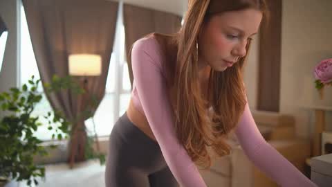 tokyo_n online show from April 3, 2026, 9:29 am