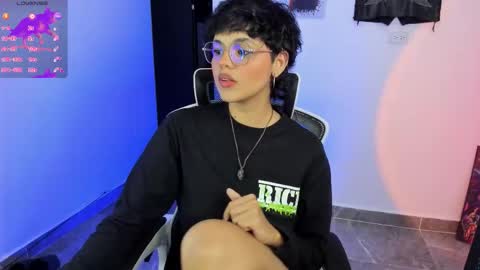 sofi 3 online show from October 21, 2025, 6:03 am