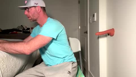 The Beekeeper online show from February 8, 2026, 2:31 pm