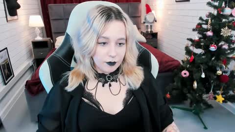 Tolli Moll online show from January 3, 2025, 8:10 am