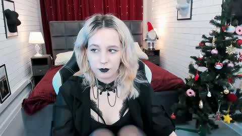 Tolli Moll online show from January 3, 2025, 11:14 am