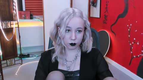 Tolli Moll online show from January 28, 2025, 5:43 am