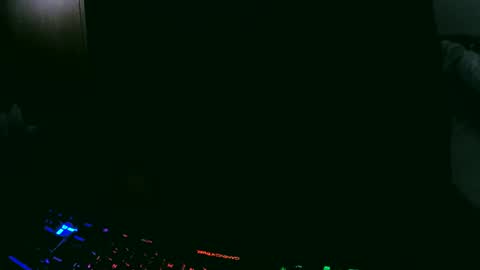 tolon408472 online show from March 1, 2025, 3:05 pm