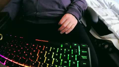 tolon408472 online show from March 5, 2025, 1:28 pm