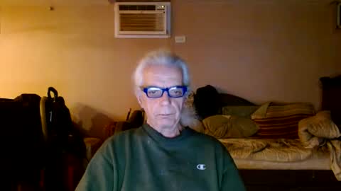 tom112292014 online show from December 2, 2024, 12:41 am