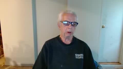 tom112292014 online show from December 11, 2024, 3:58 pm
