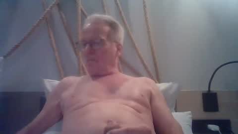 tomsam online show from June 23, 2026, 8:18 pm