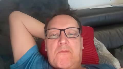 Tom online show from February 15, 2026, 9:44 pm