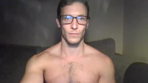 tom90ukx online show from February 14, 2025, 4:41 pm