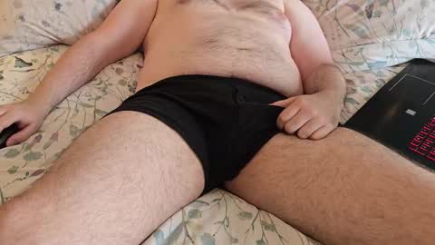 tom_2527 online show from October 2, 2025, 4:25 pm