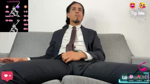 TOM online show from September 17, 2025, 6:42 pm