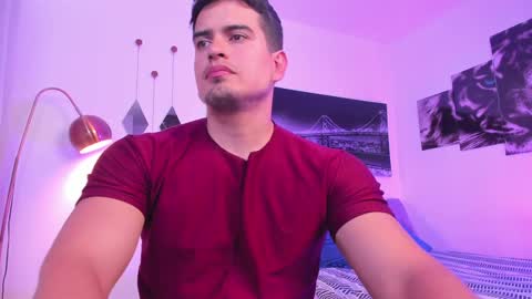 Snapshot of tom_mckleein chatting on December 2, 2024, 7:49 pm TOM MCKLEEIN instagram online show from December 2, 2024, 7:49 pm