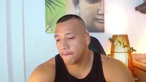 Tom muscle1 online show from February 23, 2025, 6:12 pm