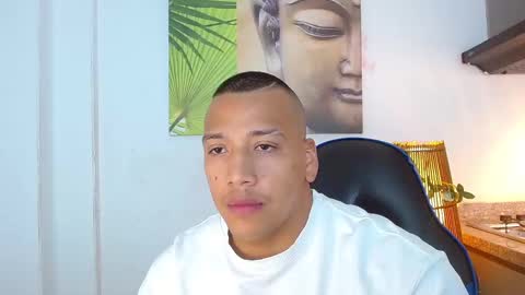 Tom muscle1 online show from February 25, 2025, 6:09 pm