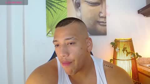 Tom muscle1 online show from March 1, 2025, 6:11 pm