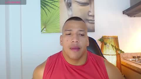 Tom muscle1 online show from March 8, 2025, 12:09 pm