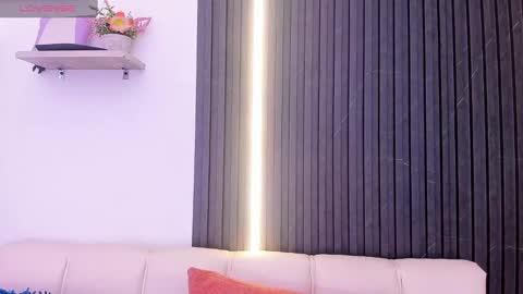 Tom muscle1 online show from September 28, 2025, 12:10 pm