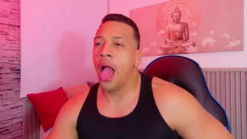 Tom muscle1 online show from November 22, 2025, 9:30 am