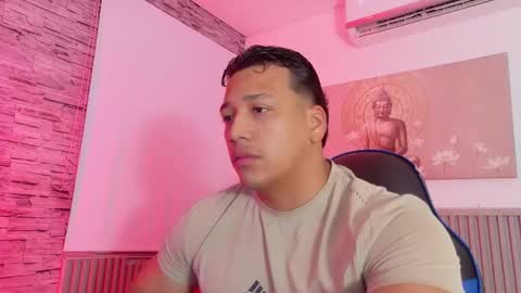 Tom muscle1 online show from February 3, 2026, 11:59 am