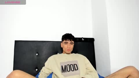 tom online show from February 9, 2025, 9:28 pm