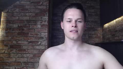 Snapshot of tom_y_ chatting on October 20, 2025, 12:38 pm Tom online show from October 20, 2025, 12:38 pm