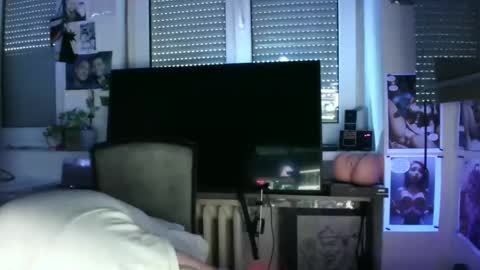 tomame_ online show from January 26, 2025, 10:02 am