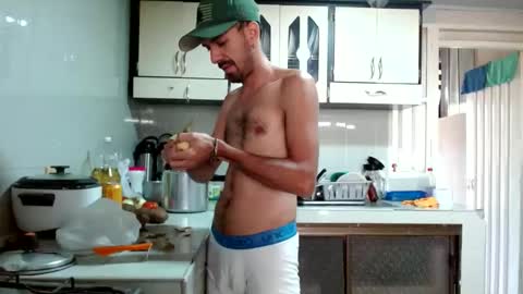 Snapshot of tomas_gerauld chatting on January 23, 2025, 9:18 pm tomas gerauld. make me happy with 10000 tokens online show from January 23, 2025, 9:18 pm