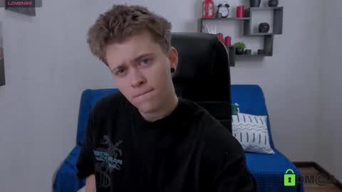 Snapshot of tomas_norton chatting on December 19, 2025, 10:11 am tomas_norton online show from December 19, 2025, 10:11 am