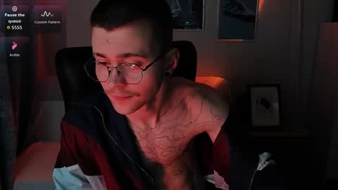 tomas_norton online show from April 9, 2026, 8:36 pm