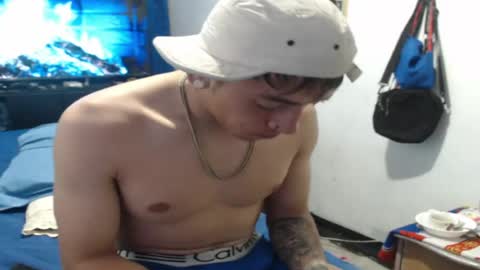 tomas_turbado_ online show from April 25, 2026, 5:54 am