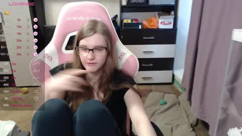 Snapshot of tomato_tease chatting on March 19, 2026, 2:32 pm tomato_tease online show from March 19, 2026, 2:32 pm