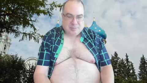 Tomaz62a online show from September 17, 2025, 8:32 pm