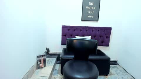 Snapshot of tomboy_natali chatting on May 15, 2026, 11:56 pm IAN SAYD online show from May 15, 2026, 11:56 pm
