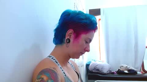 Blue online show from March 18, 2026, 5:38 pm