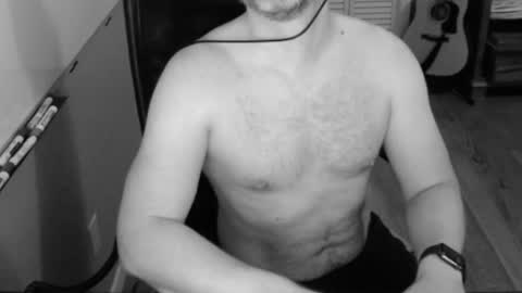 Snapshot of tombrockmoen2 chatting on December 21, 2024, 6:09 am tombrockmoen2 online show from December 21, 2024, 6:09 am