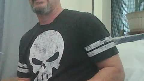 sirmuggsalot online show from June 17, 2026, 4:41 pm