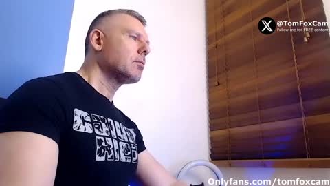 Snapshot of tomfoxcam chatting on January 29, 2025, 5:51 am Tom Fox online show from January 29, 2025, 5:51 am