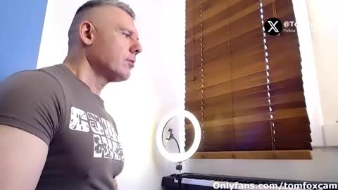 Snapshot of tomfoxcam chatting on October 2, 2025, 7:37 am Tom Fox online show from October 2, 2025, 7:37 am