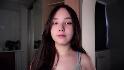 Liana online show from September 11, 2025, 4:34 am
