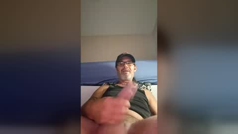 tommgunn25 online show from July 4, 2026, 7:58 am