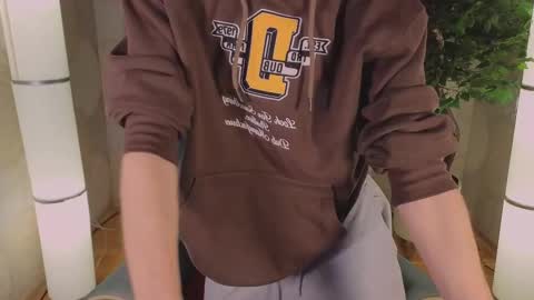 Tommie online show from February 28, 2025, 5:26 am