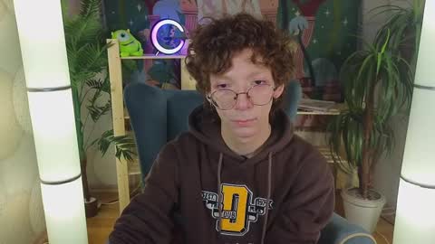 Tommie online show from March 9, 2025, 5:44 am