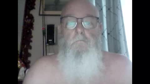 Tommie online show from September 28, 2025, 1:38 pm