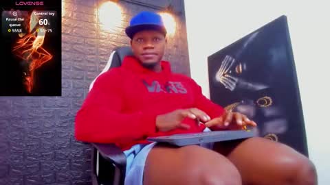 Snapshot of tommike388 chatting on February 28, 2026, 12:50 pm Tom Mike online show from February 28, 2026, 12:50 pm