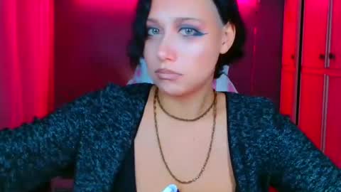 Galadriel online show from October 18, 2025, 5:35 pm