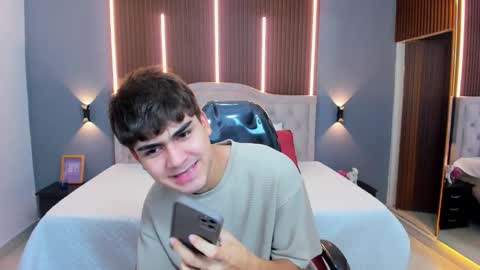 Tommy  online show from November 20, 2025, 3:28 am